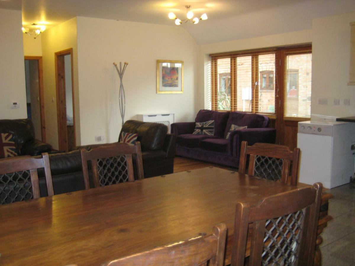 Woodlands Holiday Homes South Clifton Buitenkant foto
